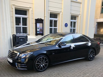 Mercedes S Class Wedding Car at Brighton Registry Office