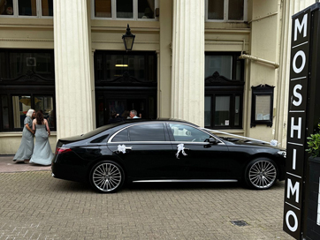 Brighton Wedding Car at Brighton Town Hall - Mercedes S Class Adorned in Ribbons